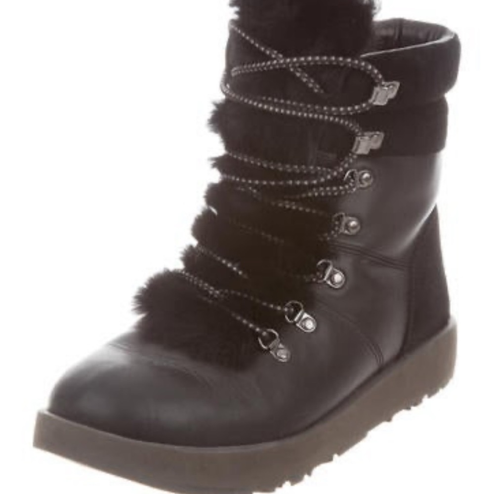 Ugg Waterproof boot with shearling.